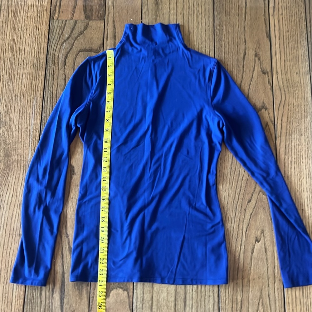Lululemon Navy Blue Women's Turtleneck Top - Picture 5 of 6